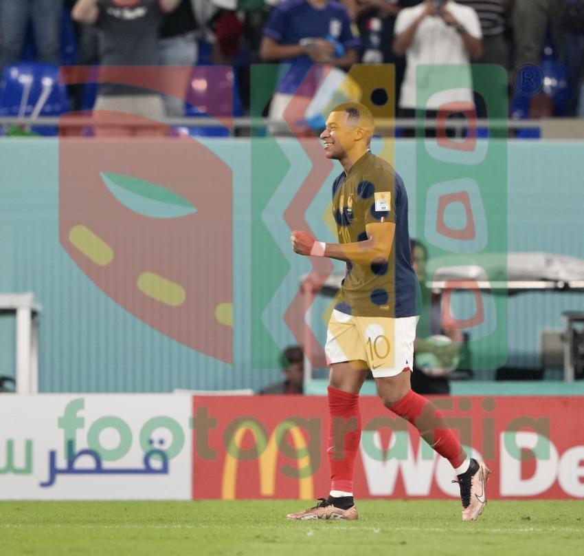 2022 FIFA World Cup - France vs Denmark